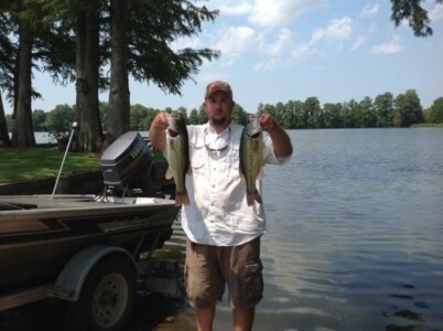 Man at Lakeview Lodge and caught fish